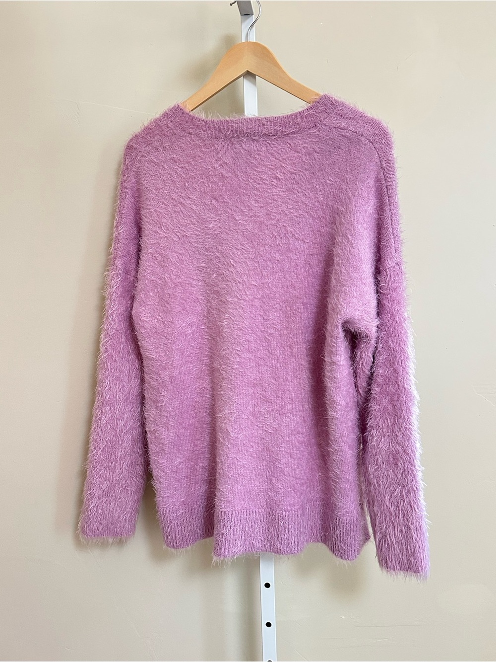 Show Me Your Mumu S Lilac Fuzzy V-Neck Sweater Oversized Coquette - Picture 6 of 8